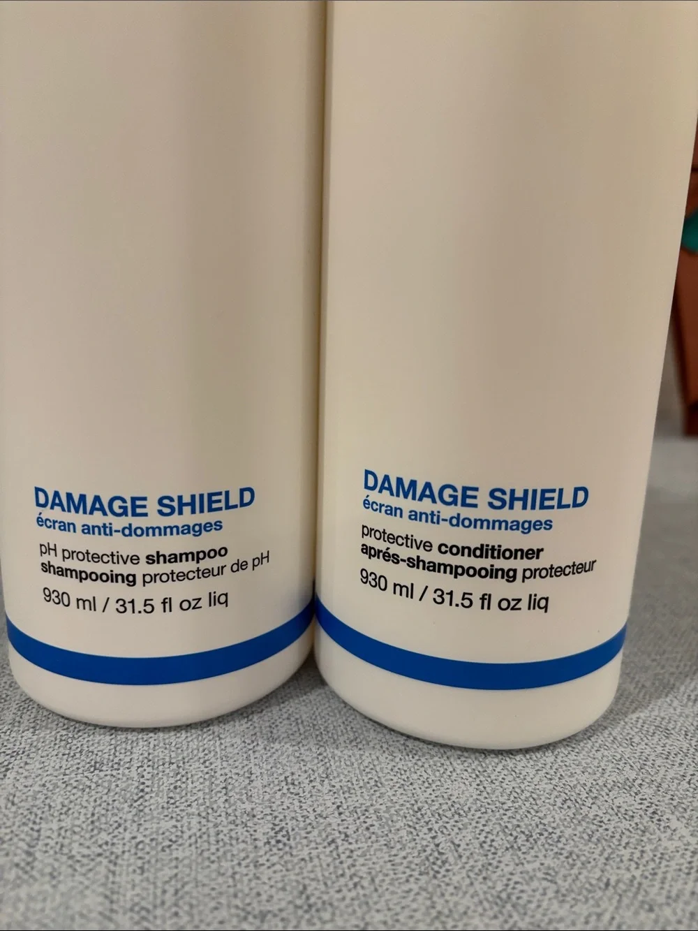 Damage Shield Shampoo & Conditioner Set - White and Blue